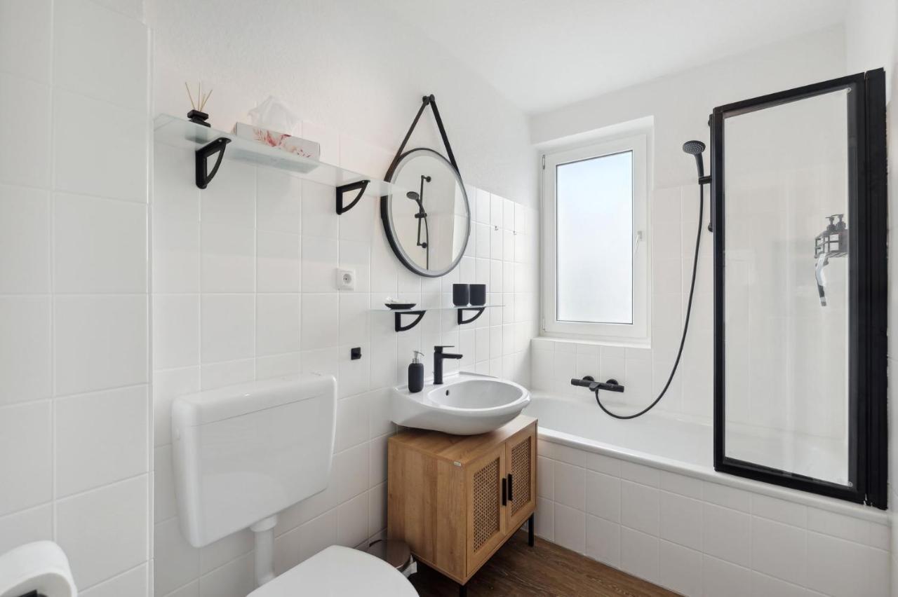 Amalfi Apartments A01 - Gemuetliche 2 Zi-Wohnung Mit Boxspringbetten Und Smart Tv Кайзерслаутерн Екстер'єр фото